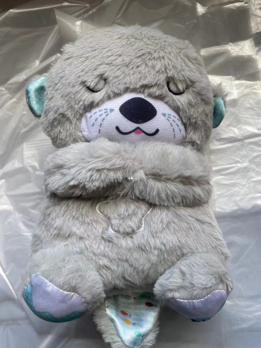 Sound Machine Soothe 'n Snuggle Otter Portable Plush Baby Toy with Sensory Details Music Lights & Rhythmic Breathing Motion Wear for Art Thou