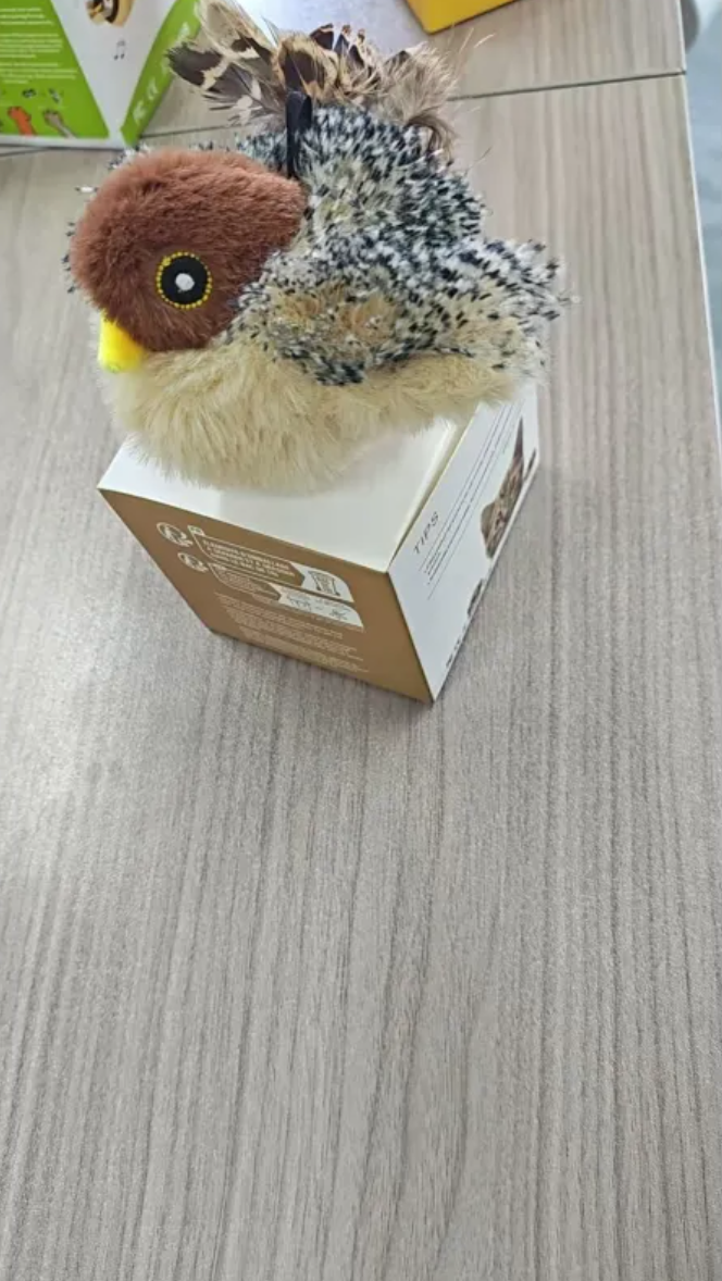 Plush Bird Pet Toy Wear for Art Thou