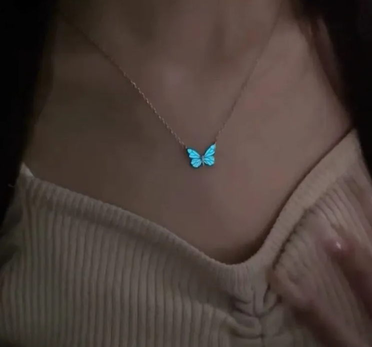 Blue Luminous Smart Butterfly Necklace Wear for Art Thou