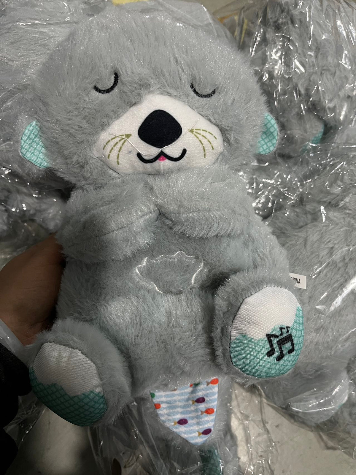 Sound Machine Soothe 'n Snuggle Otter Portable Plush Baby Toy with Sensory Details Music Lights & Rhythmic Breathing Motion Wear for Art Thou