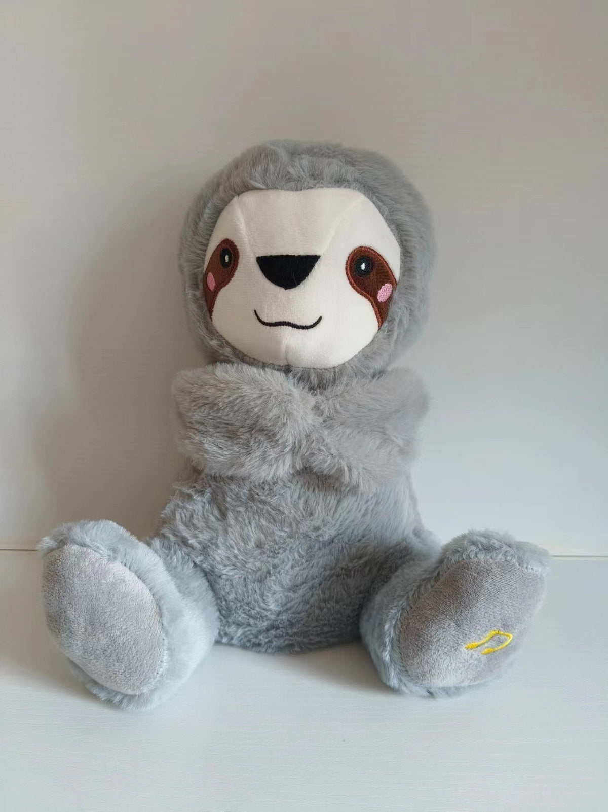 Sound Machine Soothe 'n Snuggle Otter Portable Plush Baby Toy with Sensory Details Music Lights & Rhythmic Breathing Motion Wear for Art Thou