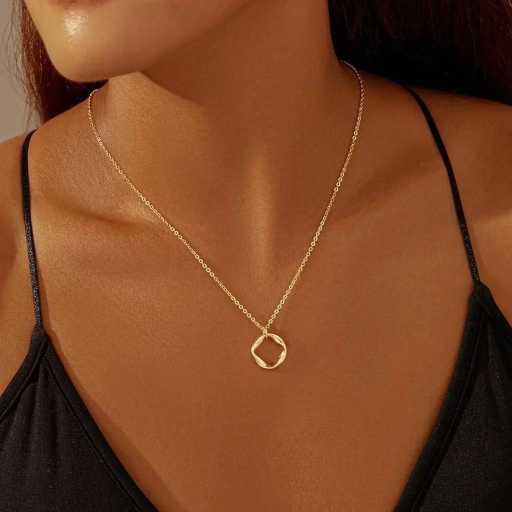 Layered Gold Necklaces for Women Stackable14K Gold Silver Plated Circle Paperclip Chain Pendant Choker Necklace Set For Woman Femstylo