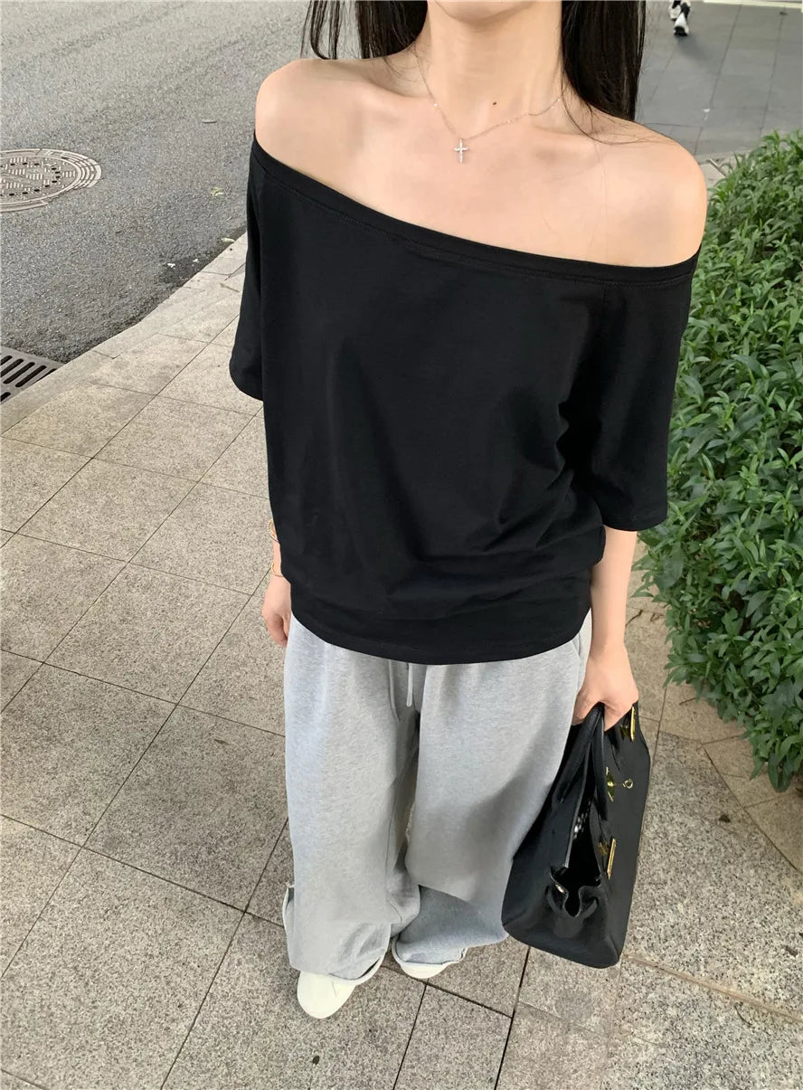 2026 Summer Off Shoulder T-shirt Women Sexy Y2K Korean Fashion Crop Tops Woman Vintage Japanese White Tee Shirt Femme Clothes Urban Fashion Icon