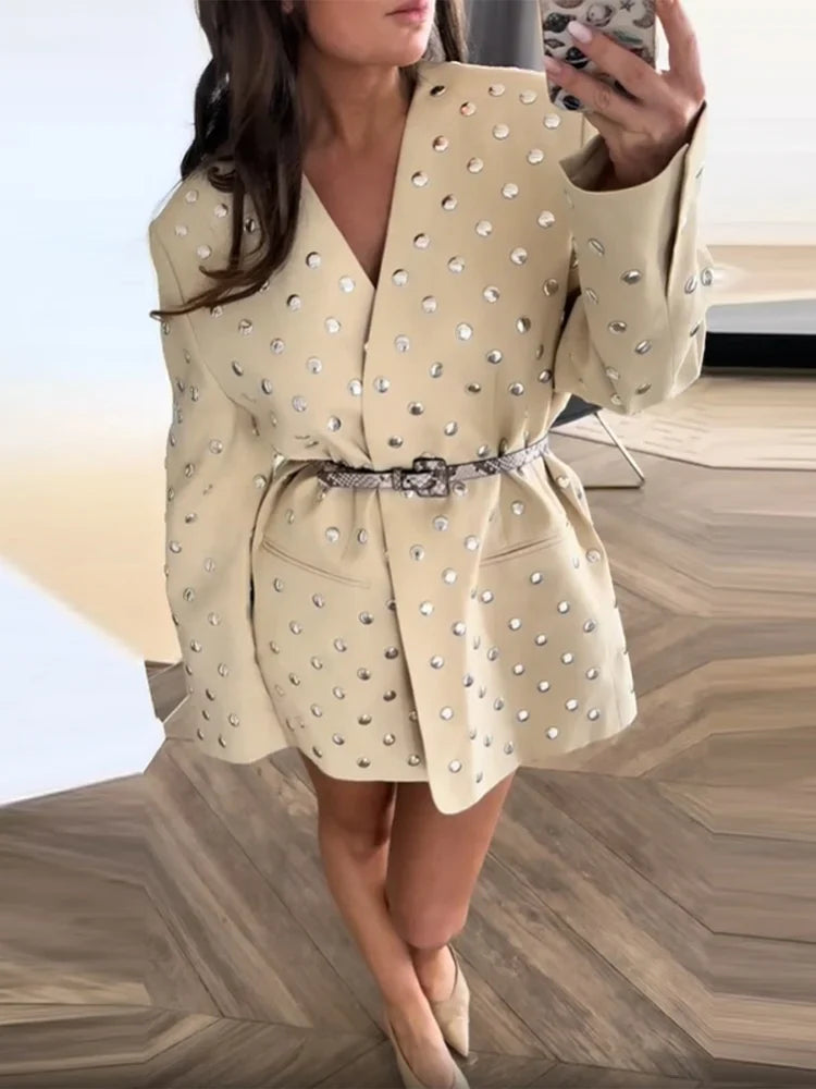 Rivet Fashion V-neck Balzer Coat Women Shoulder Pads Loose Fake Pocket Long Sleeve Jacket 2025 Spring Street Party Commute Tops Urban Fashion Icon