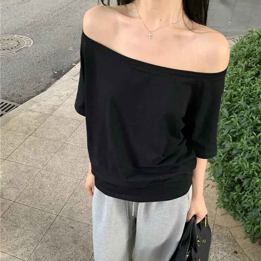 2026 Summer Off Shoulder T-shirt Women Sexy Y2K Korean Fashion Crop Tops Woman Vintage Japanese White Tee Shirt Femme Clothes Urban Fashion Icon