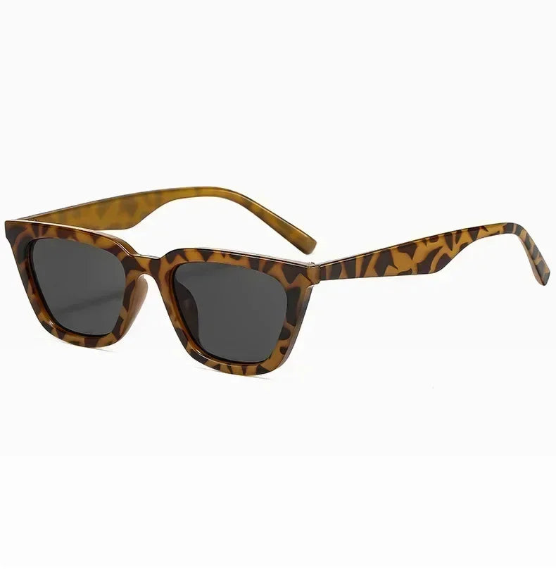Classic Black Vintage Cat Eye Sunglasses Women Brand Designer Simplicity Elegant Small Frame Sun Glasses Men Trend Eyewear UV400 Femstylo