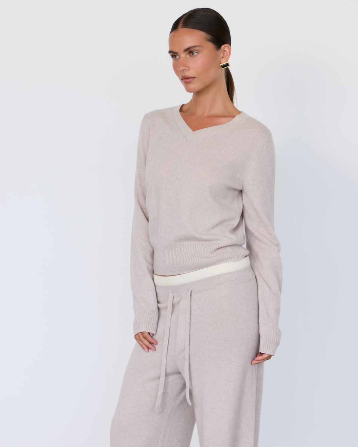 Tove V-Neck Sweater Artless Forever