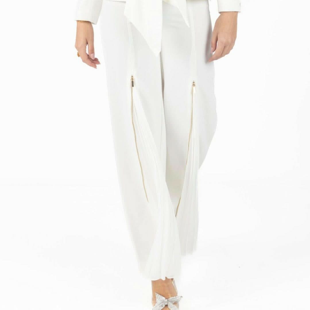 Alana White Pleated Pants Akalia