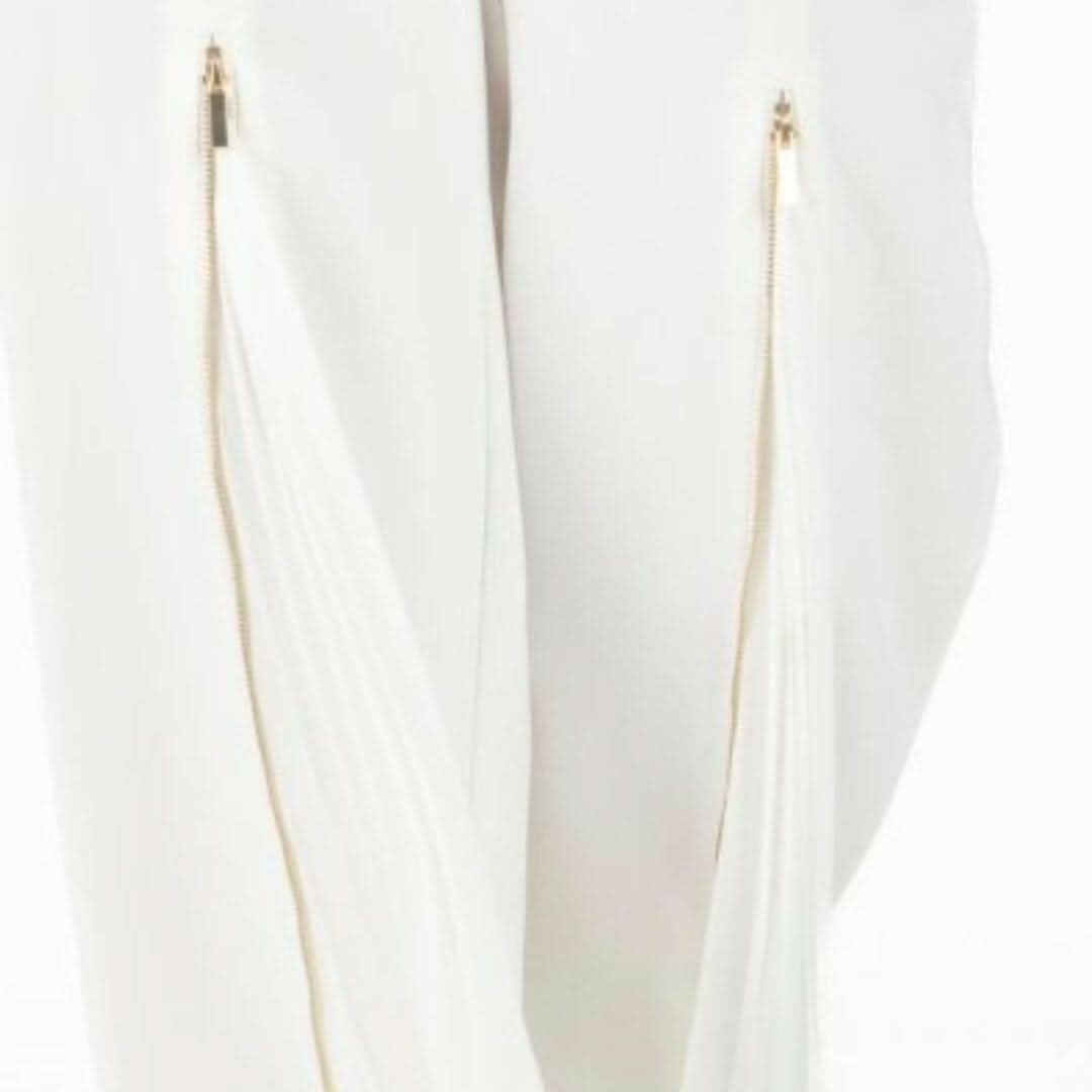 Alana White Pleated Pants Akalia