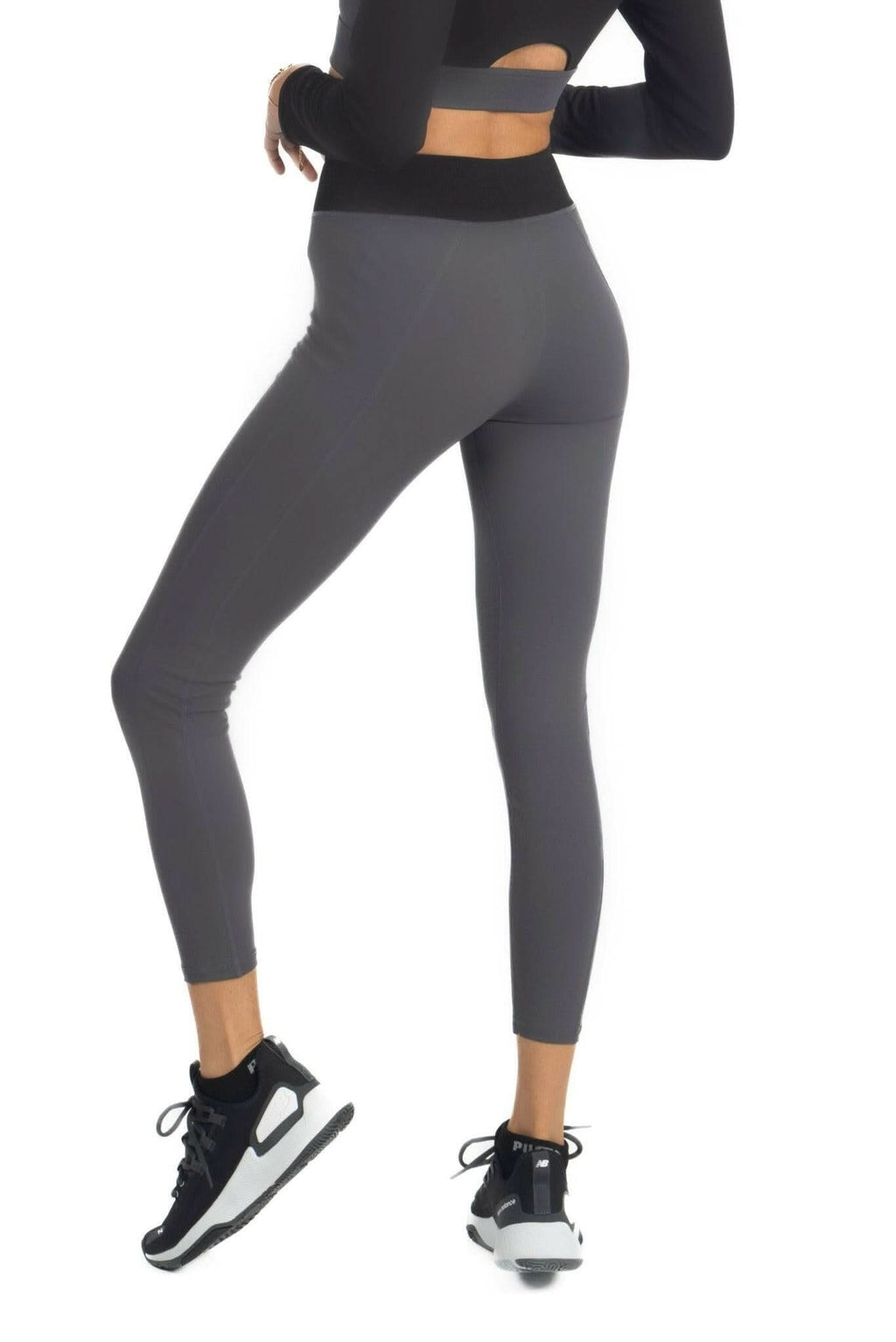 Alisha V Waistline Colorblock Legging in Black Akalia