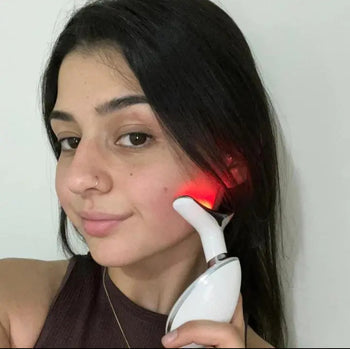 Beauty Facial Massager, 7 Color Wavy Acne Beauty Microcurrent Facial Device Skin Firming for Face Neck Beauty Device, Wear for Art Thou