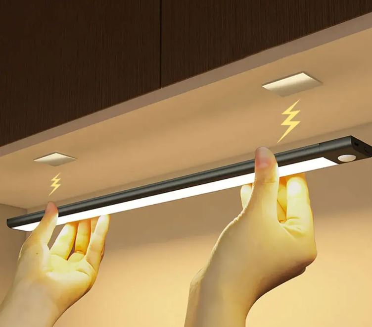 Wireless Motion Sensor Light Wear for Art Thou