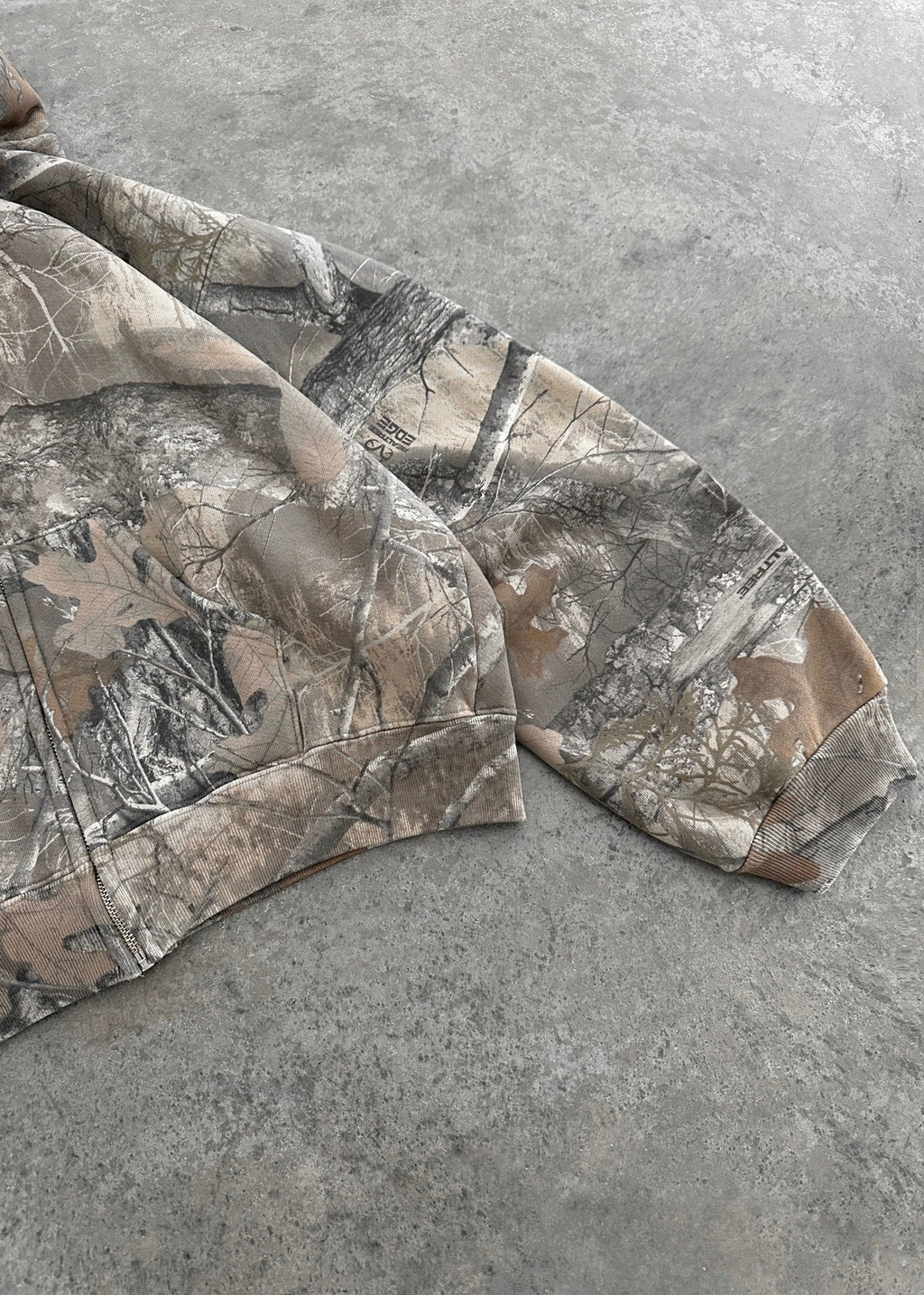 Urban Camo Retro Hoodie Wear for Art Thou