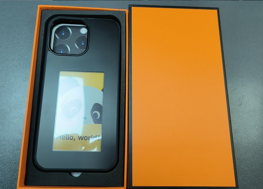 E-Ink Phone Case Wear for Art Thou