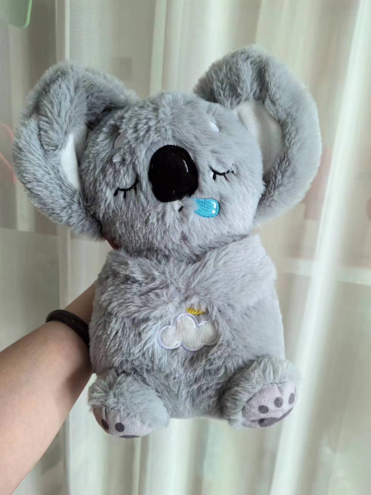 Sound Machine Soothe 'n Snuggle Otter Portable Plush Baby Toy with Sensory Details Music Lights & Rhythmic Breathing Motion Wear for Art Thou