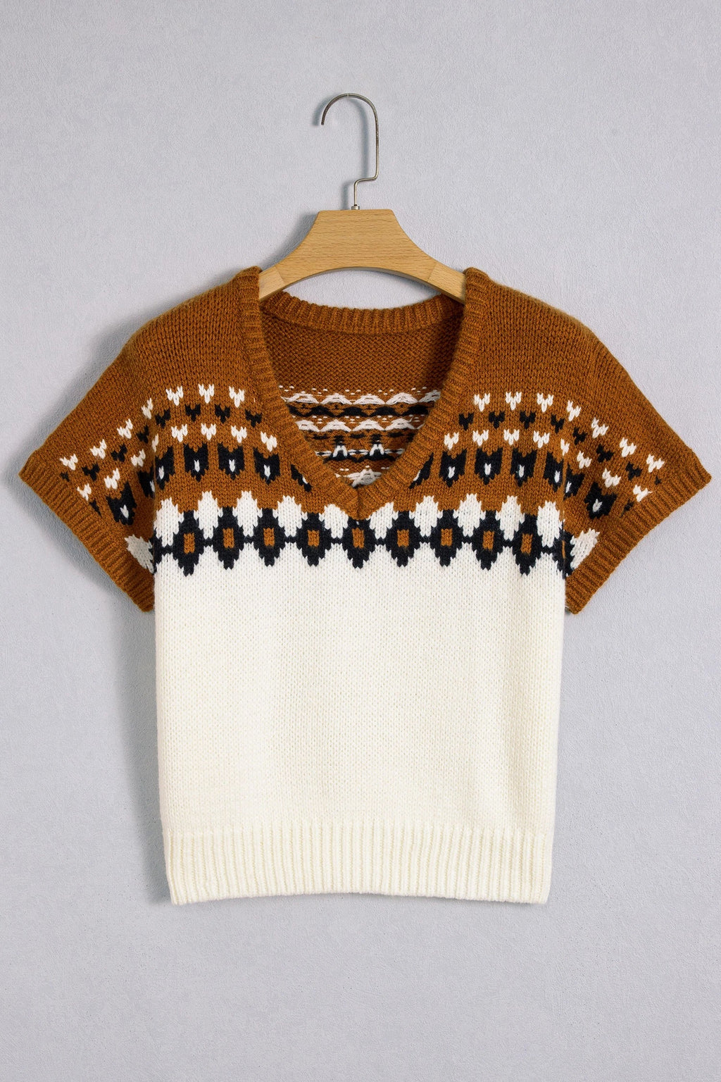 Western Geometric V-Neck Short Sleeve Knit T-Shirt Pretty Bash
