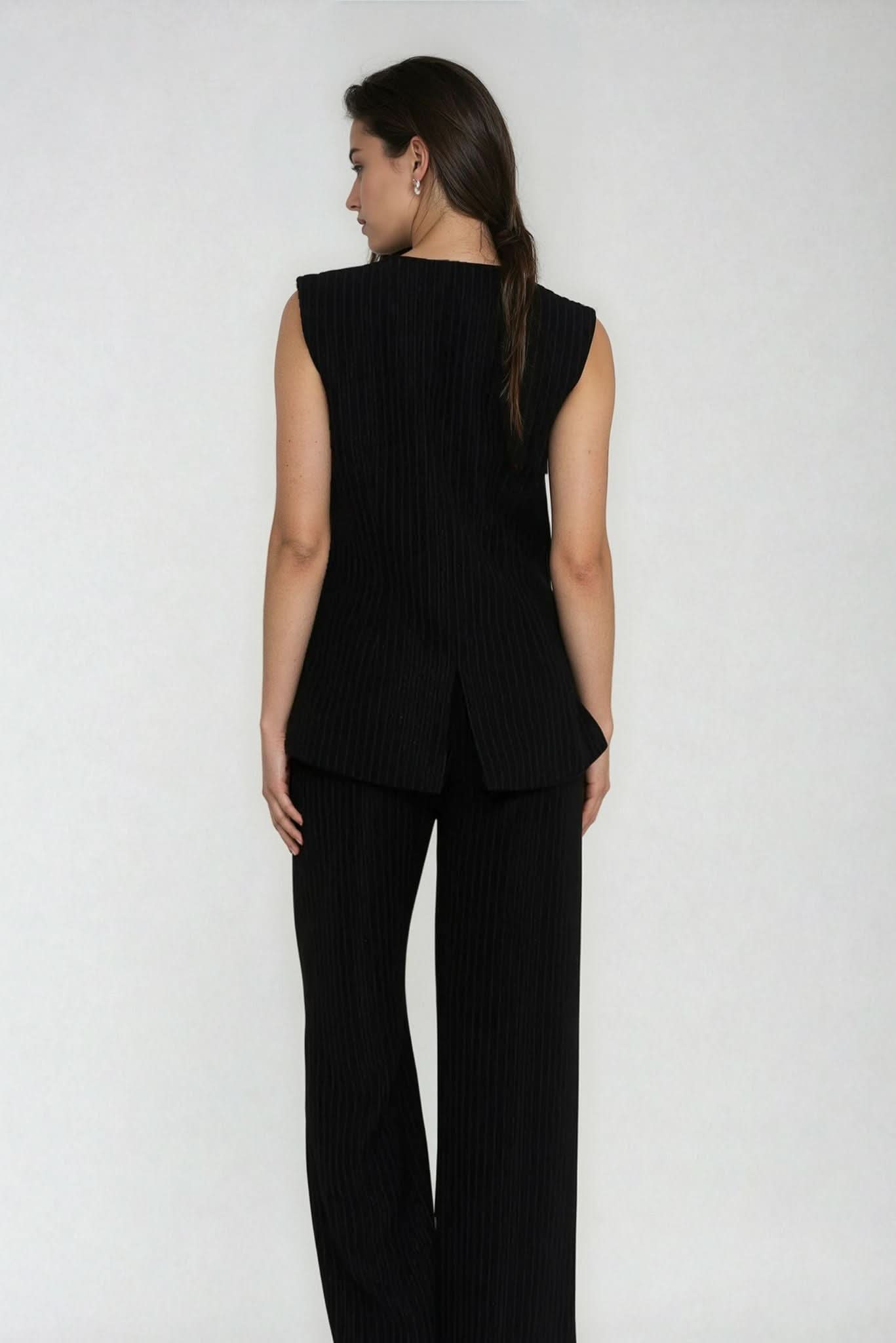 Hirea Vest Coat Akalia