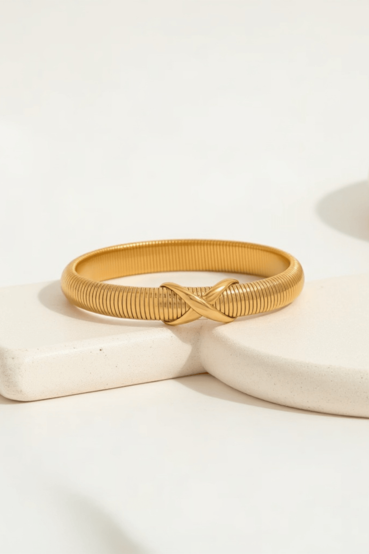 Waterproof Love Twist Bracelet Akalia