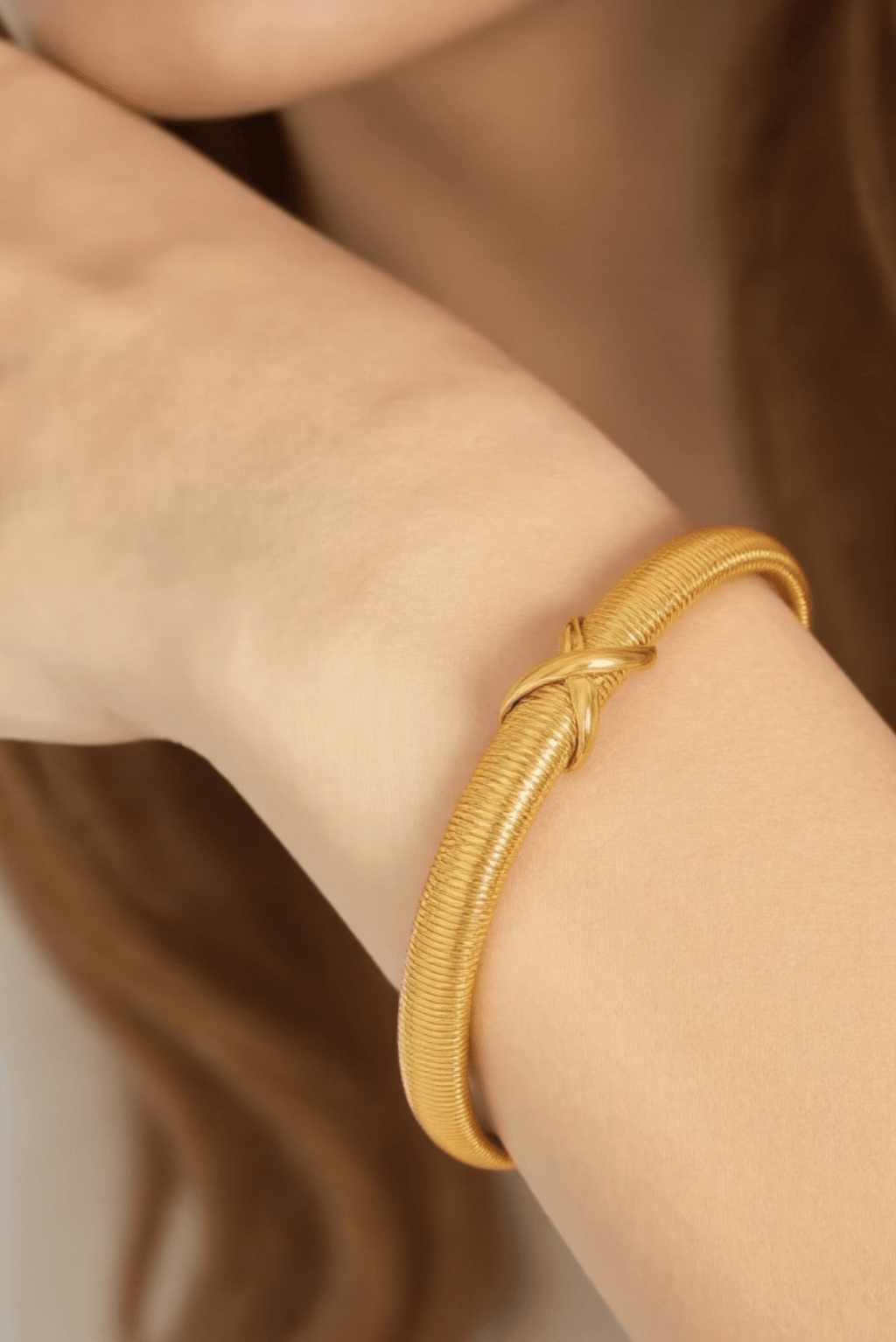 Waterproof Love Twist Bracelet Akalia