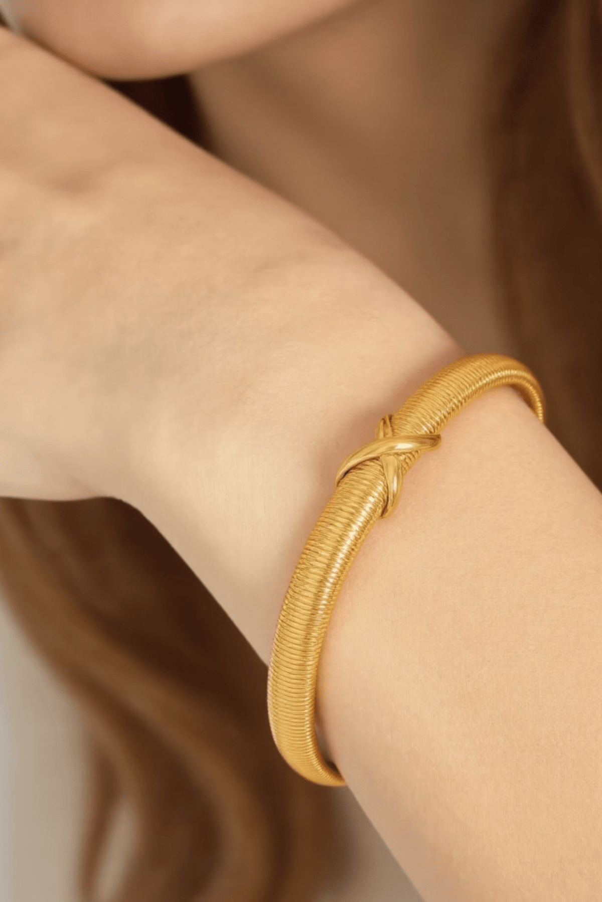 Waterproof Love Twist Bracelet Akalia
